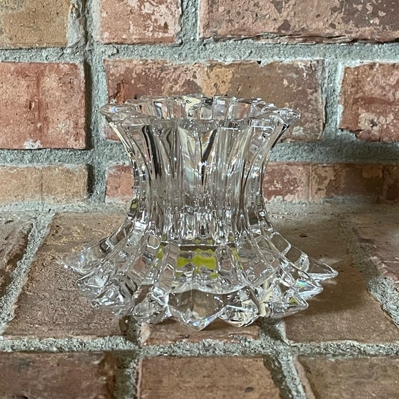 PartyLite Aurora Lead Crystal Pillar Candle Holder - Picture 1 of 6